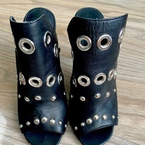 Steve Madden Mule Heels Black